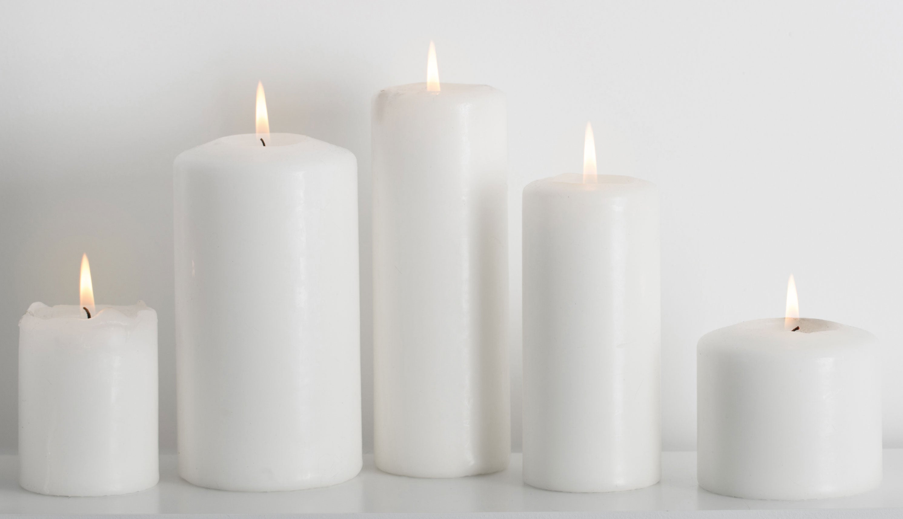 Candles vs. Diffusers: Which Is Better for Your Home?
